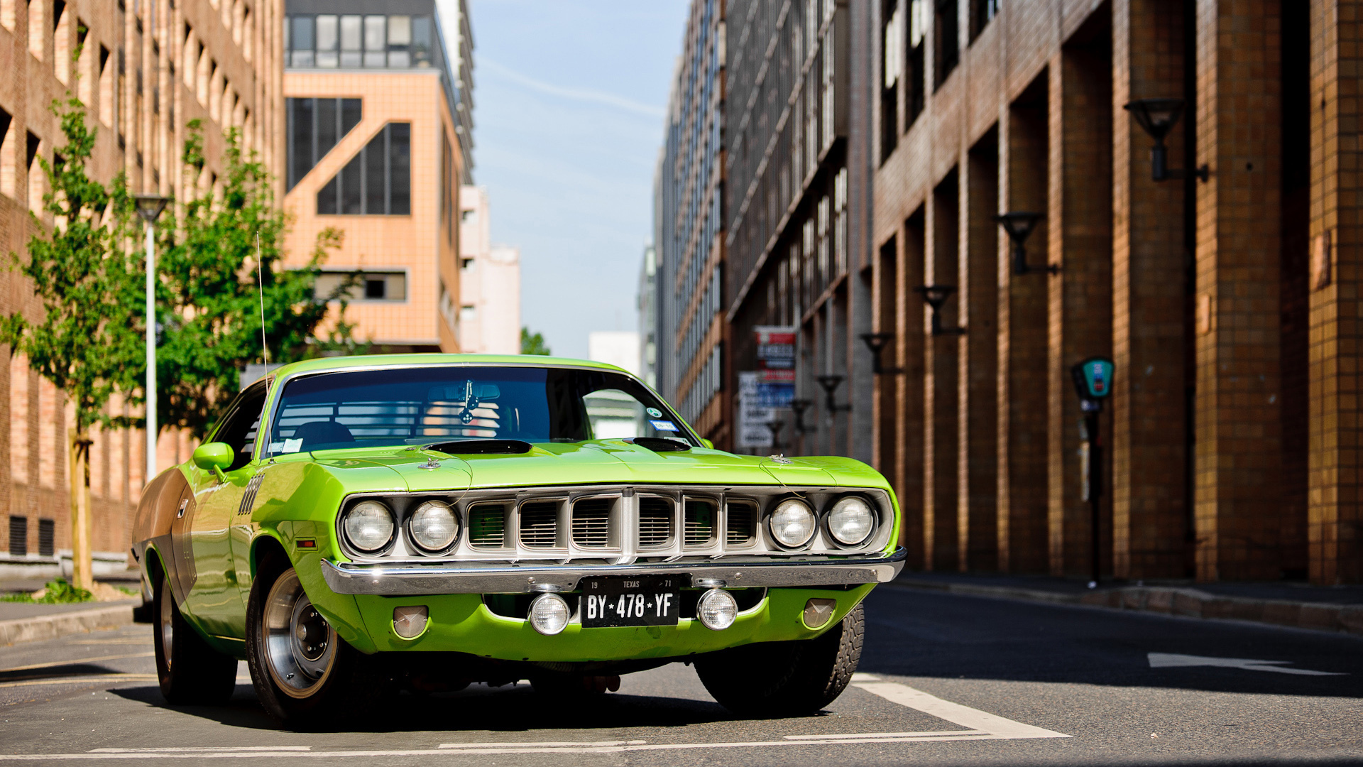 Awesome Green Muscle Car HD wallpaper