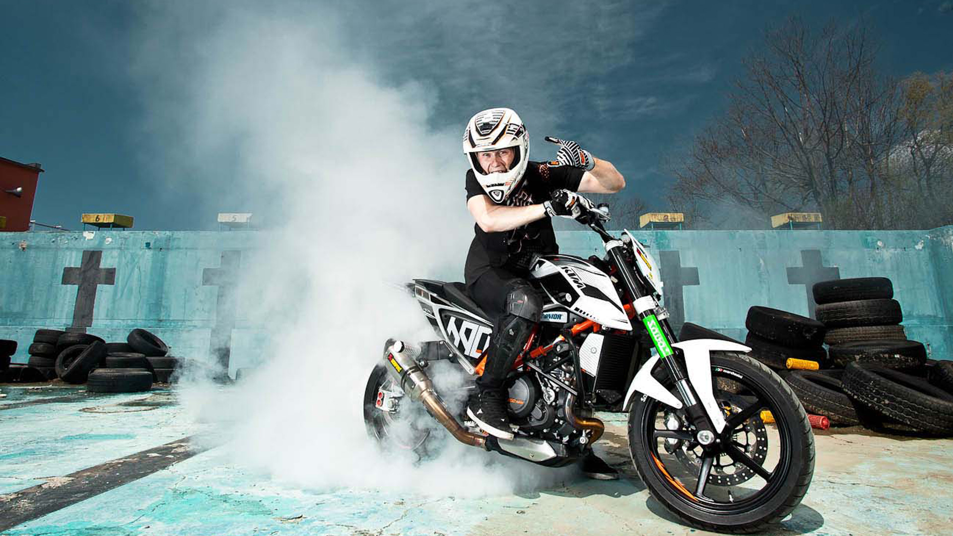 Rok Bagoros KTM 690 Duke Stunt Bike 3819 HD wallpaper