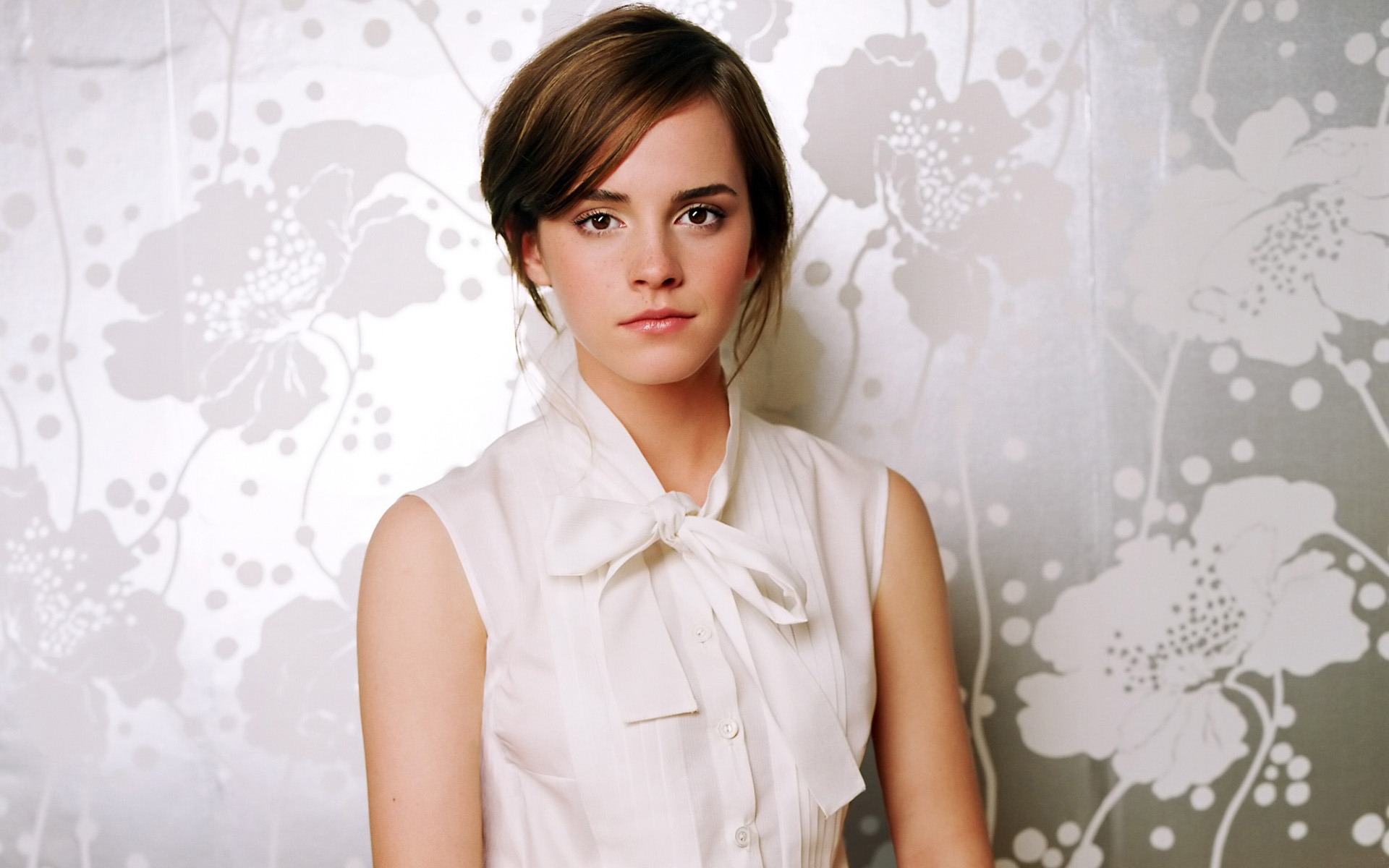 Emma Watson Hd Pc S 1080P HD wallpaper