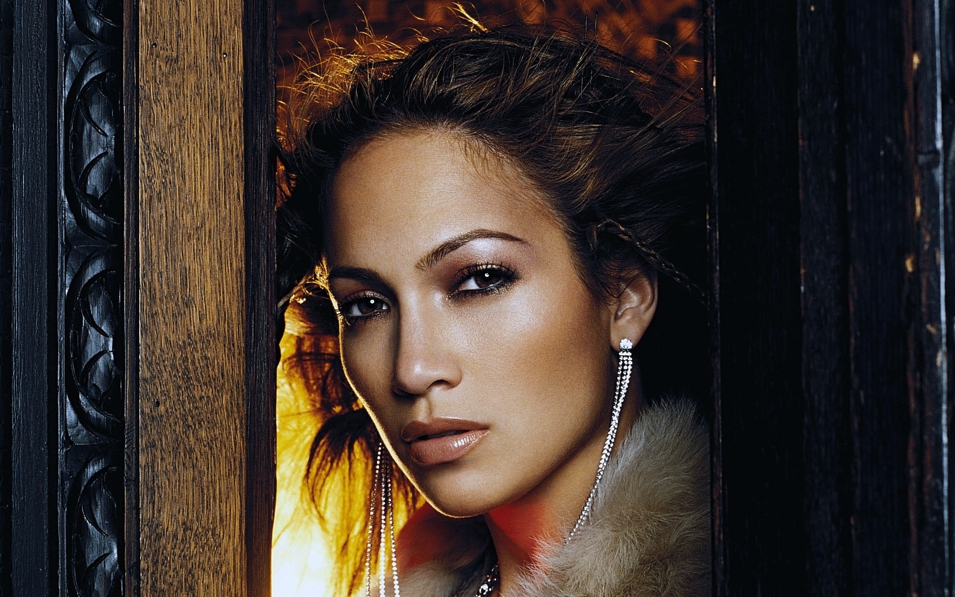 Jennifer Lopez 50 HD Wallpaper.