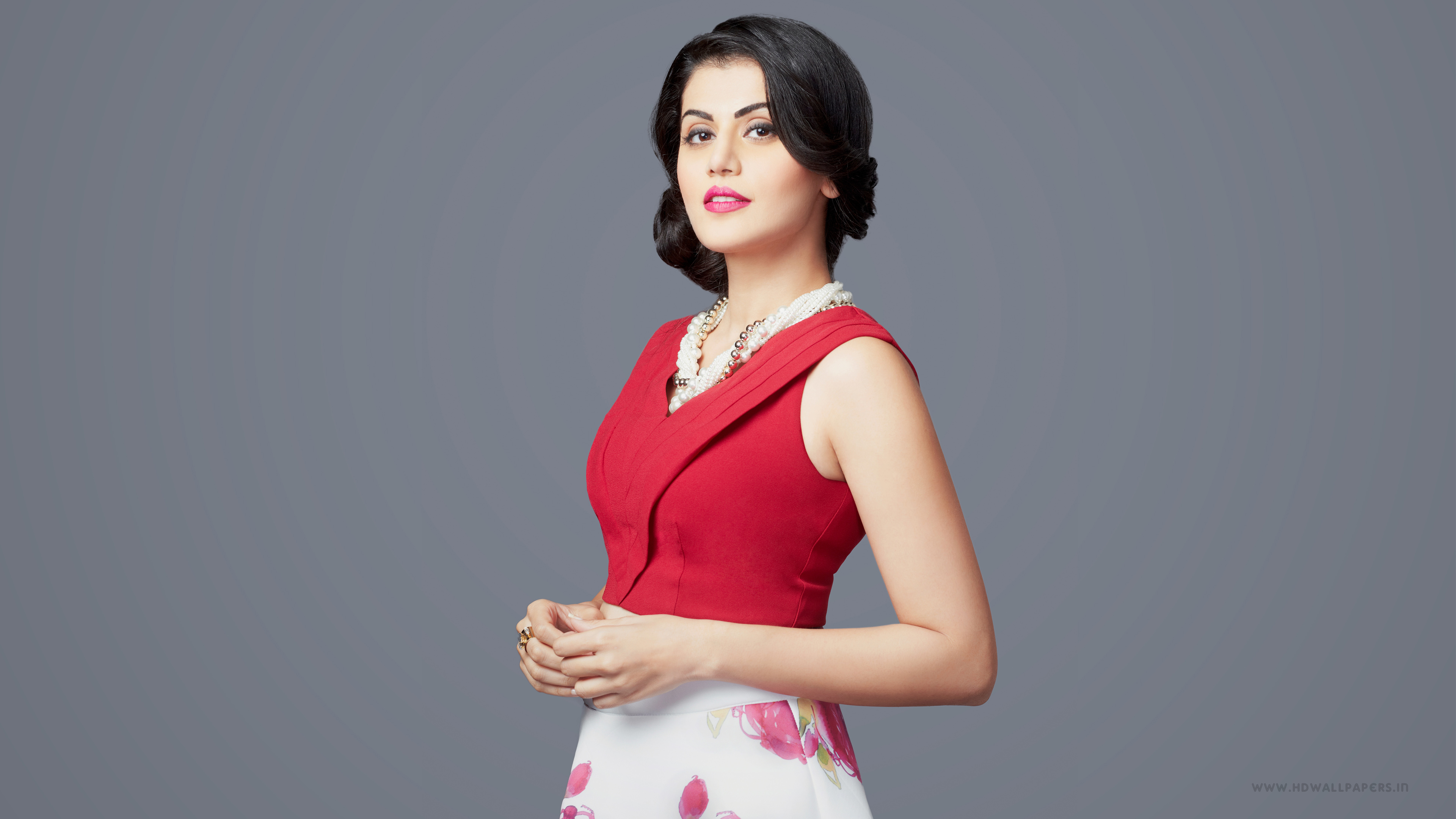 3840px x 2160px - Taapsee Pannu New 4K wallpaper