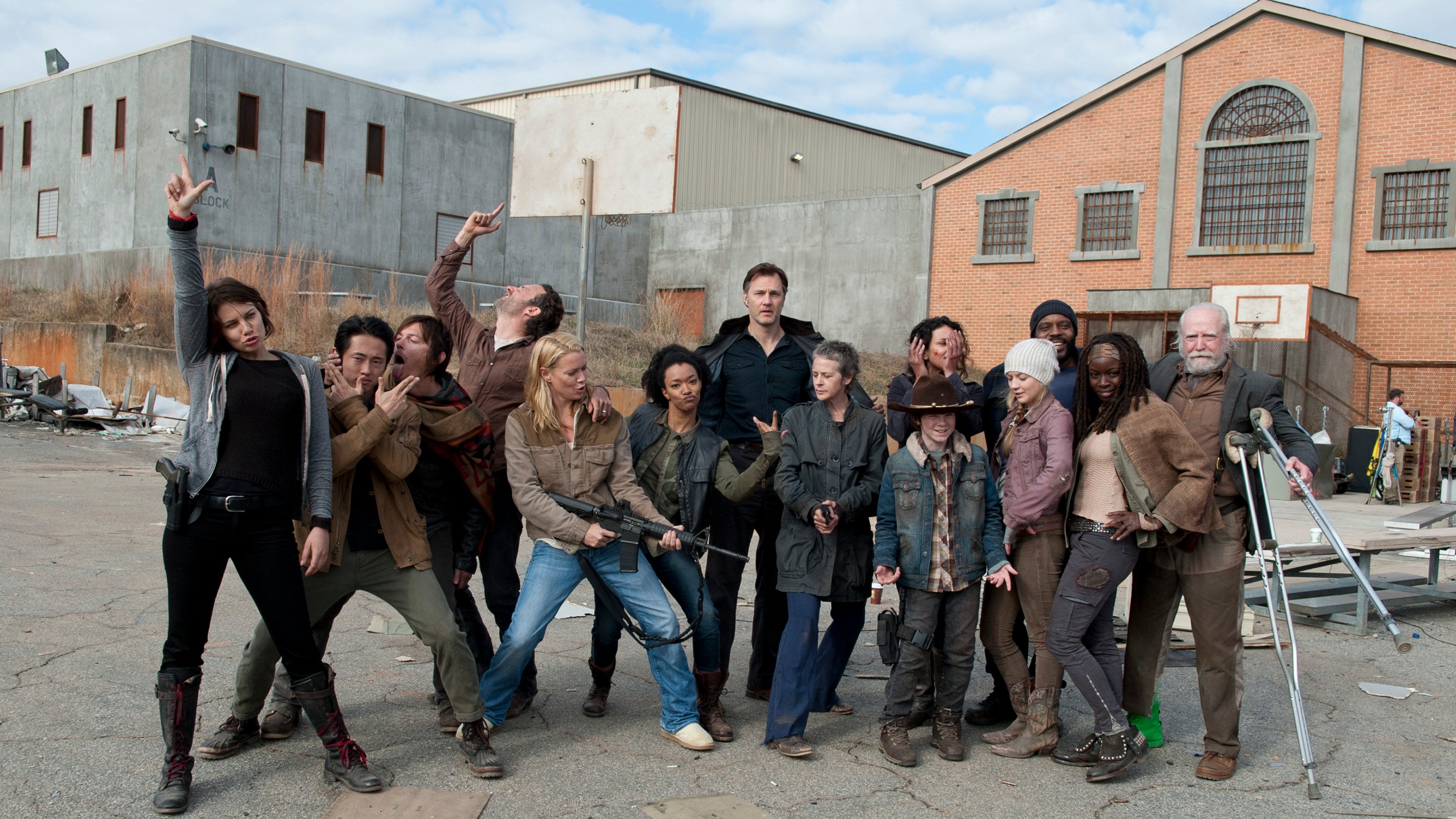 The Walking Dead Season Cast 4K wallpaper