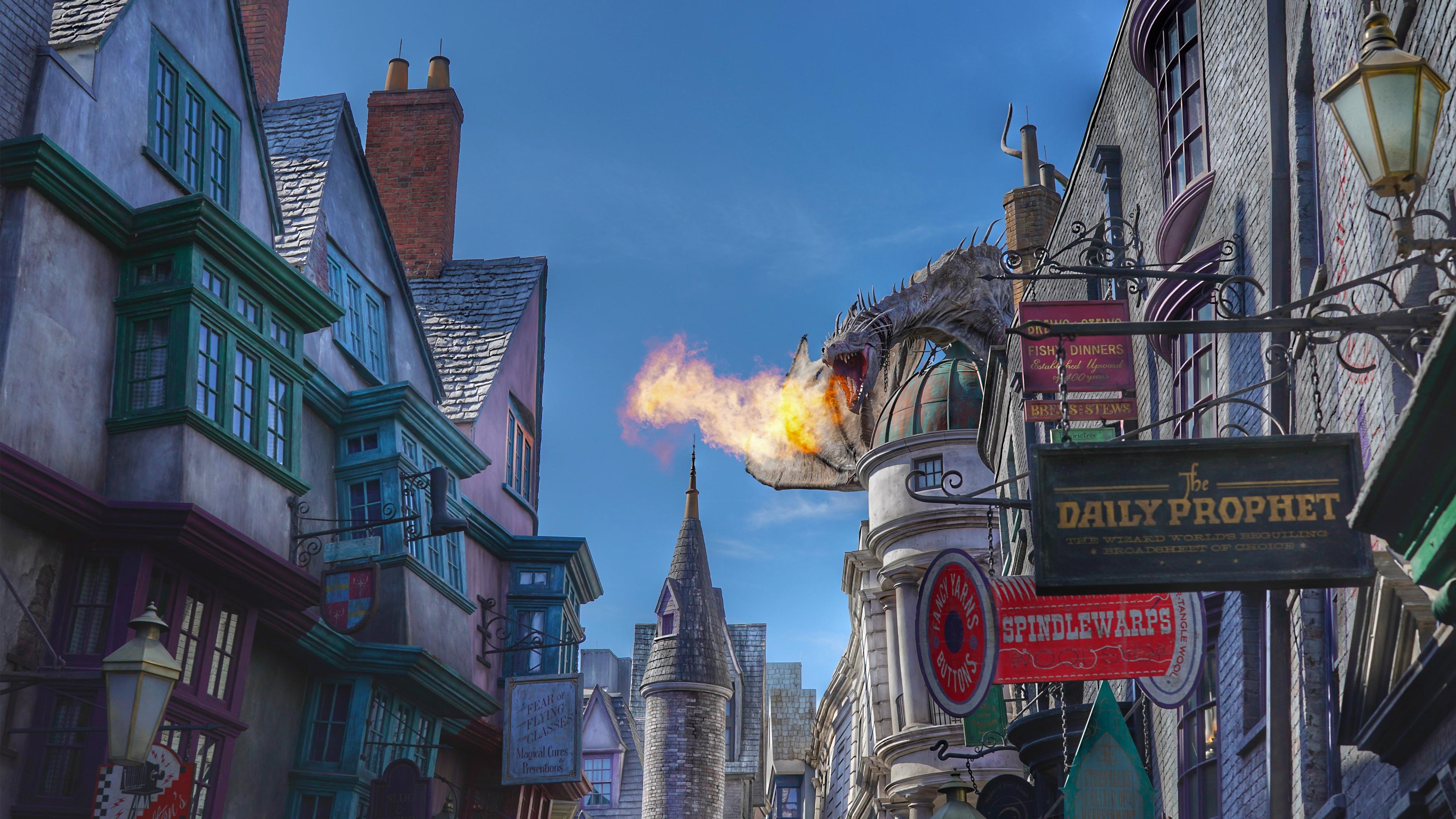 Gringotts Dragon  Diagon Alley Universal Studios Orlando 4K wallpaper