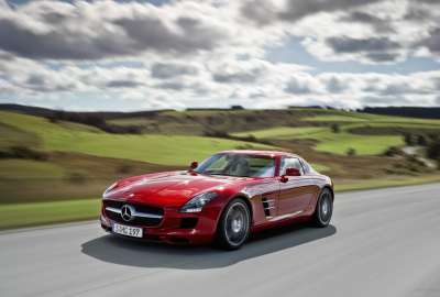 Mercedes Benz SLS