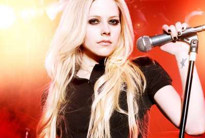 Avril Lavigne Canadian Actor Rock Singer 022
