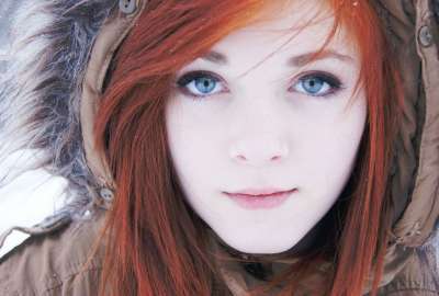 Beatiful Girl Red Hair Blue Eyes Winter