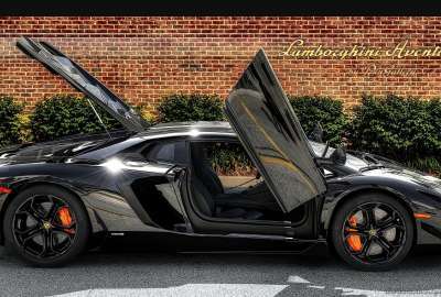 Black Lamborghini Aventador Car S