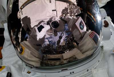 NASA Astronaut Jessica Meir Takes a Space-selfie
