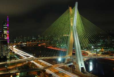 OCTAVIO FRIAS OLIVEIRA BRIDGE SAN PAULO RIVER MODERN CITY HIGHWAYS LIGHTS