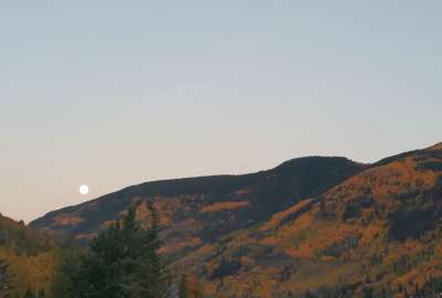 Super Moon Rising and Fall Foliage in Vail CO