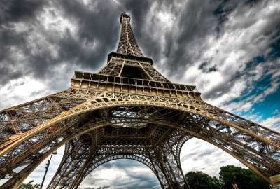 The Eiffel Tower HD