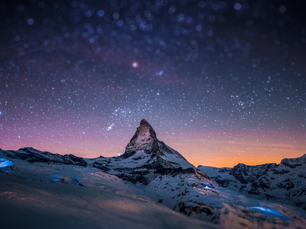 A Mountain With a Nice Sky wallpaper