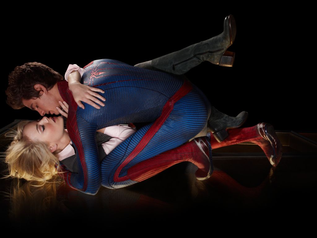 Amazing Spider Man Love Kiss wallpaper