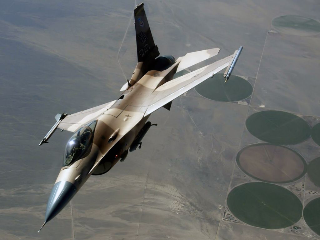 An F Fighting Falcon During a Red Flag Exercise wallpaper