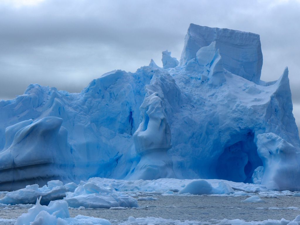 An Ice Castle off the Northern Antarctic Peninsula wallpaper