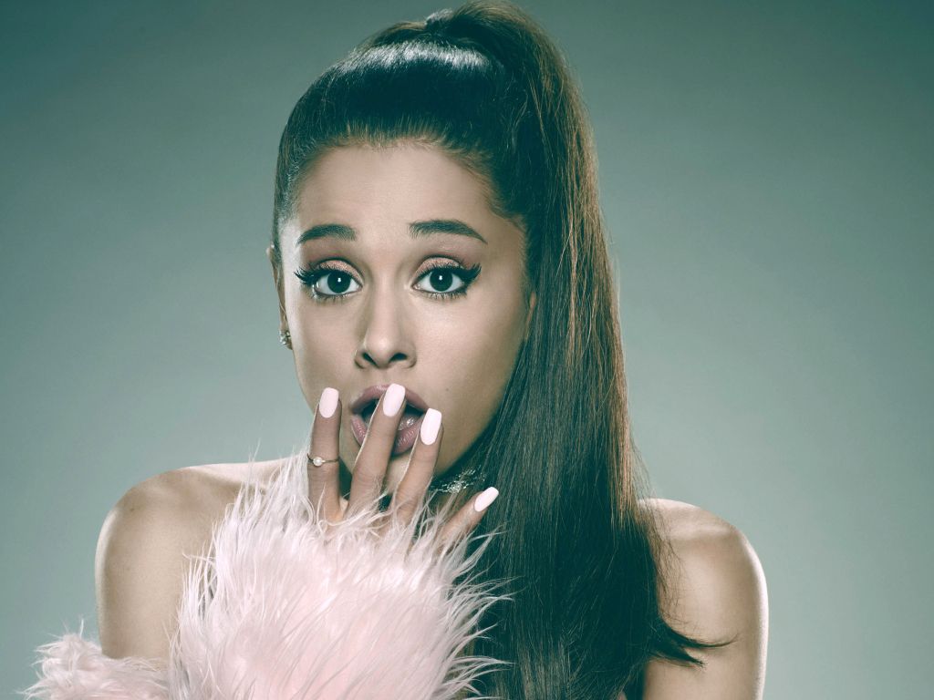 Ariana Grande Scream Queens 4K wallpaper