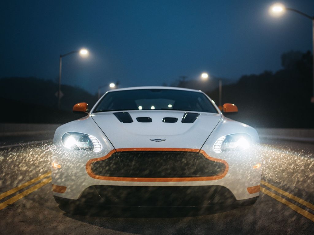 Aston Martin V Vantage S Headlight wallpaper