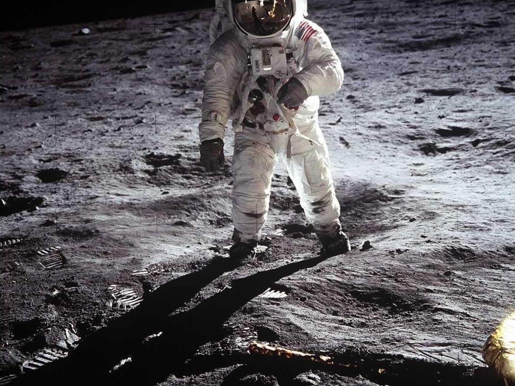 Astronaut on Moon wallpaper