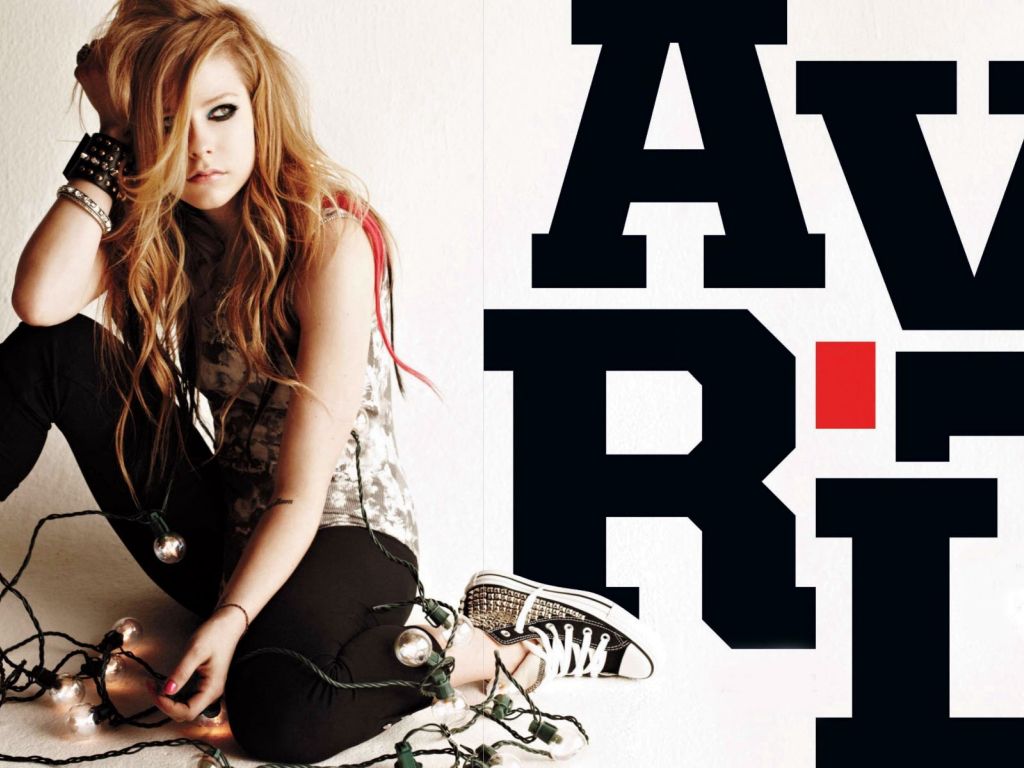 Avril Lavigne Widescreen wallpaper