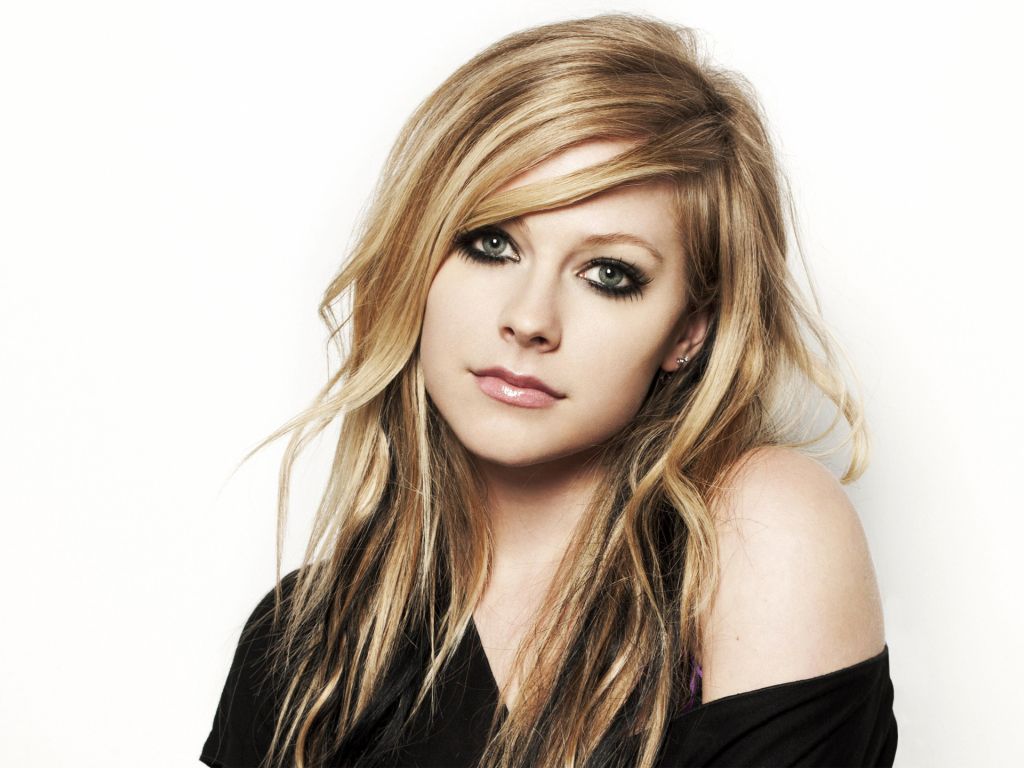 Avril Lavigne 2016 wallpaper