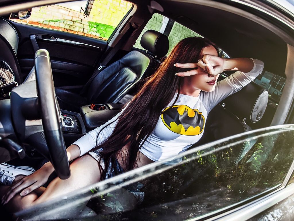 Batman Girl in Car wallpaper