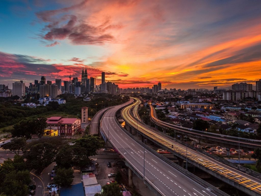 Beautiful City Kuala Lampur Malaysia During Sunset wallpaper