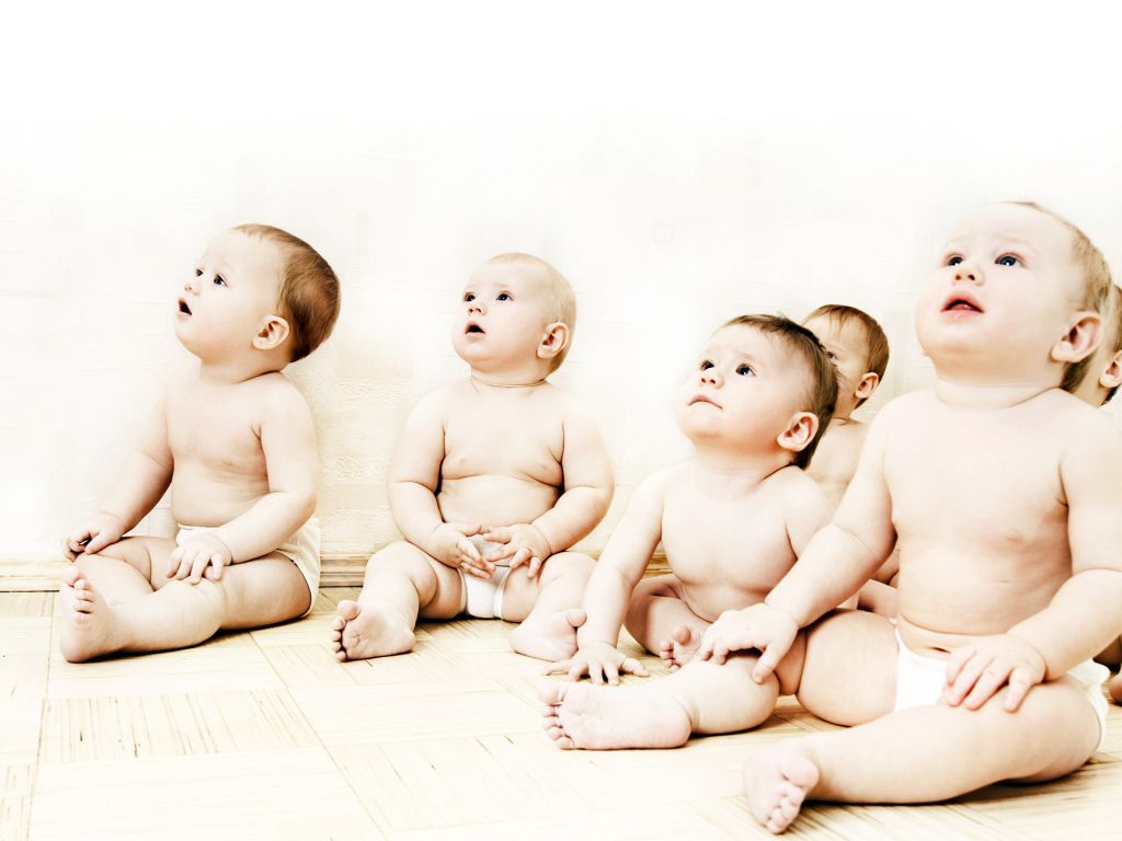 Cute Babies Sitting wallpaper