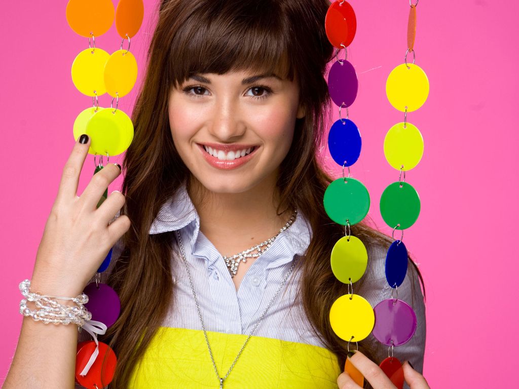 Demi Lovato 3 wallpaper