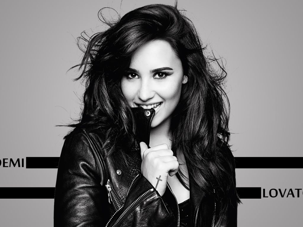 Demi Lovato Girlfriend 2013 wallpaper