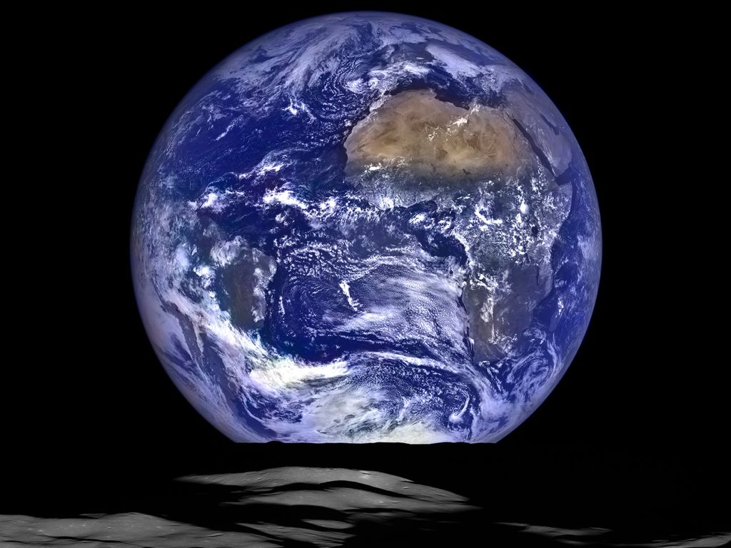 Earth From Moon Orbit wallpaper