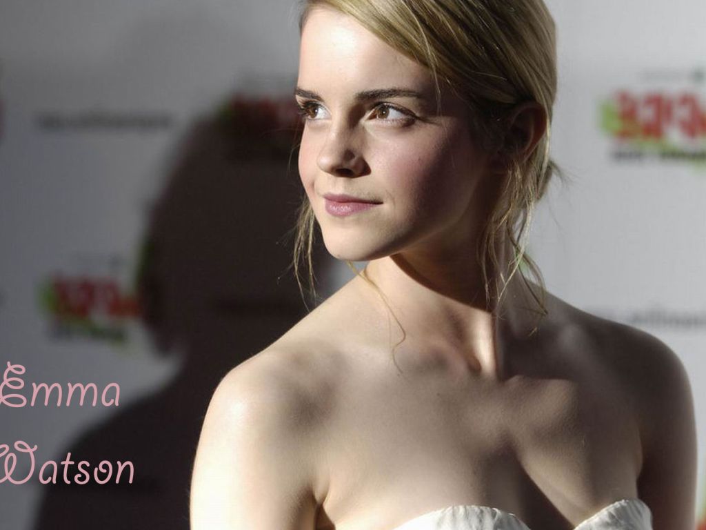 Emma Watson HD Wide wallpaper
