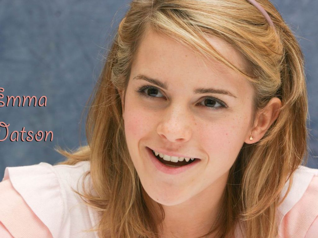 Emma Watson High Quality HD Wide wallpaper