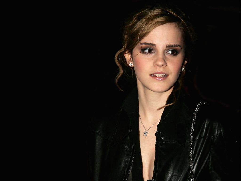 Emma Watson in Black Coat wallpaper