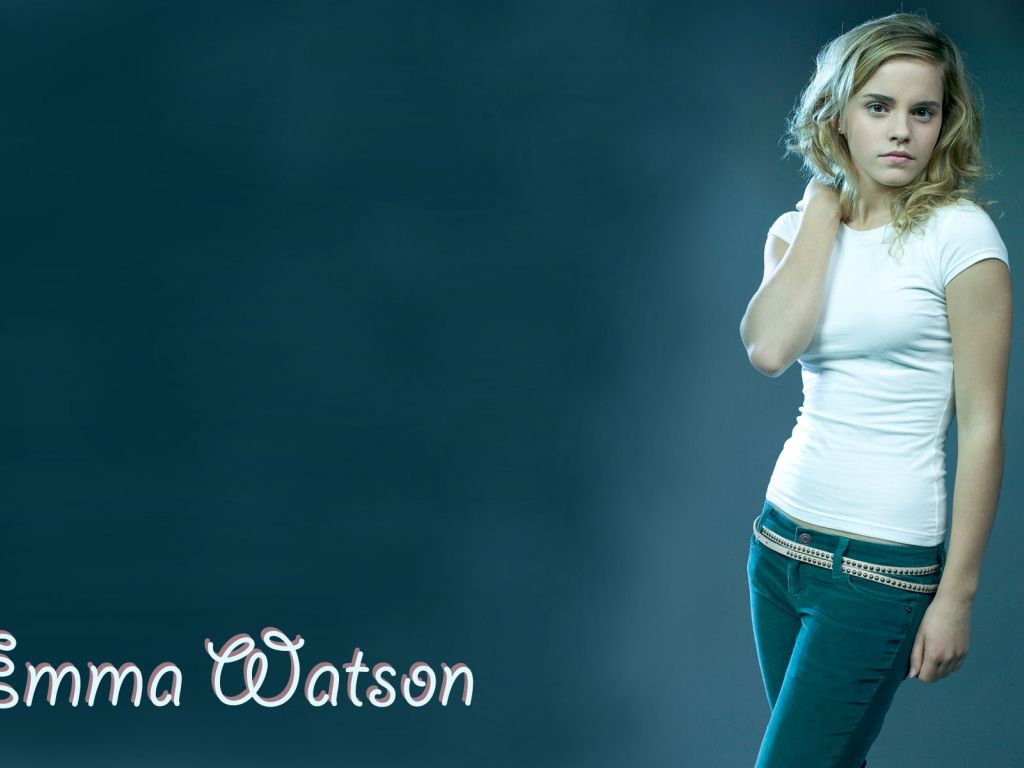 Emma Watson in Blue Jeans Wide wallpaper