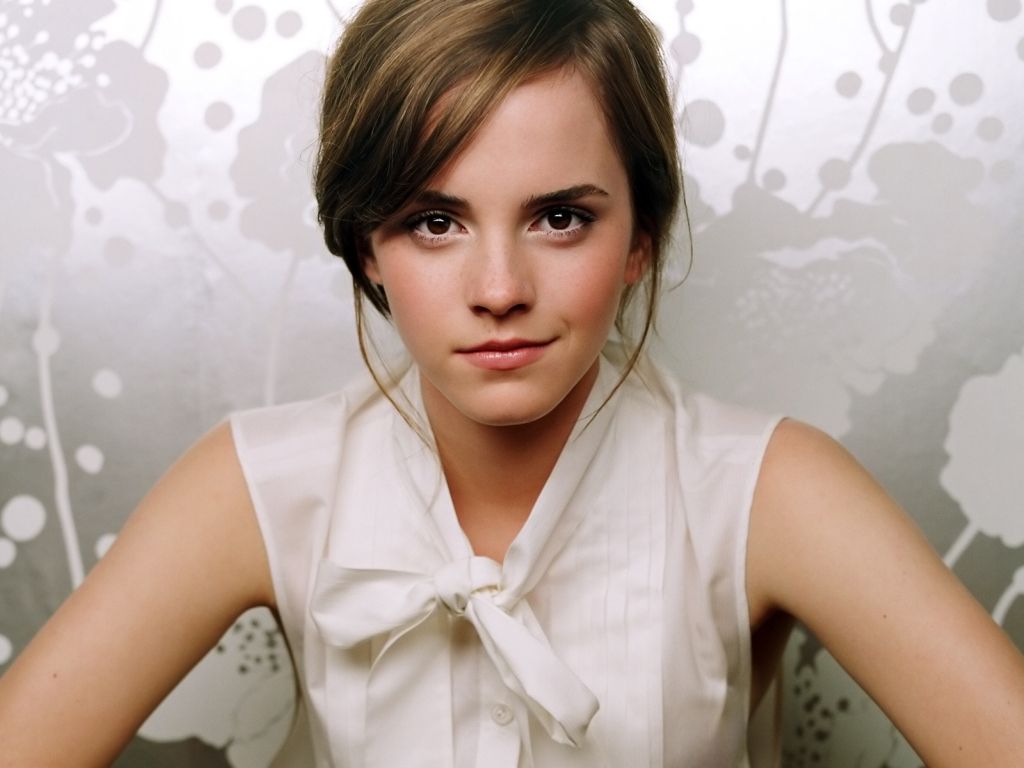 Emma Watson Wide High Quality wallpaper