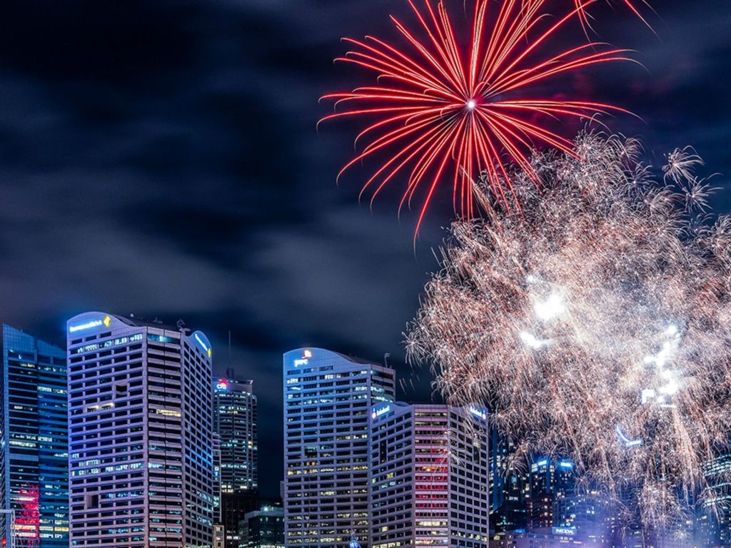 Fireworks Over the City Darling-Harbour wallpaper