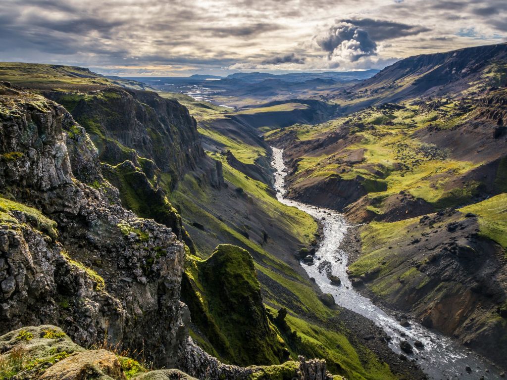 Fossardalur Valley Iceland wallpaper
