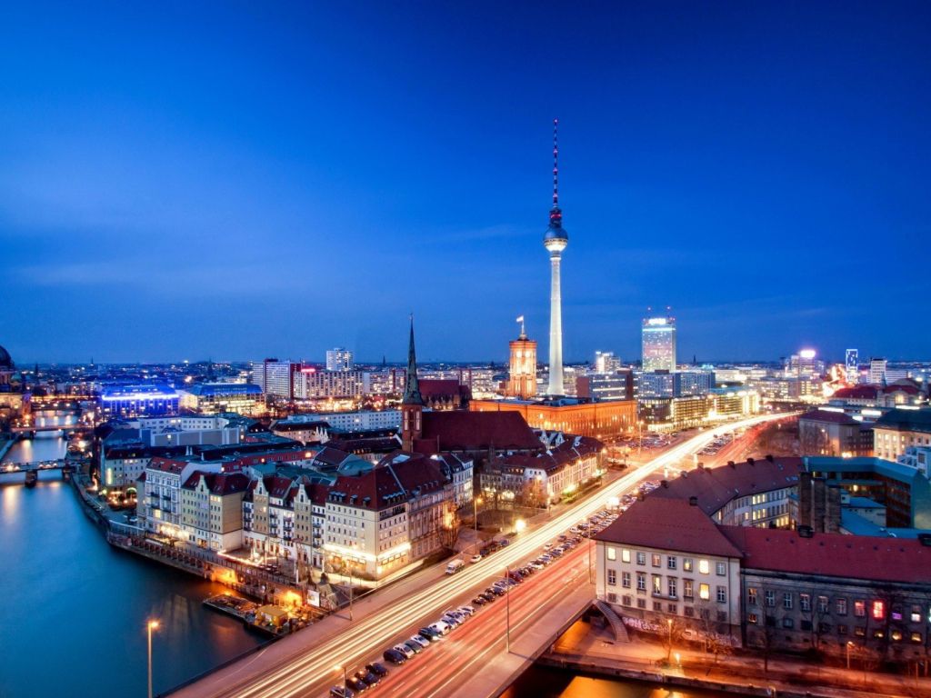 German Capital Berlin Beautiful Scenery wallpaper