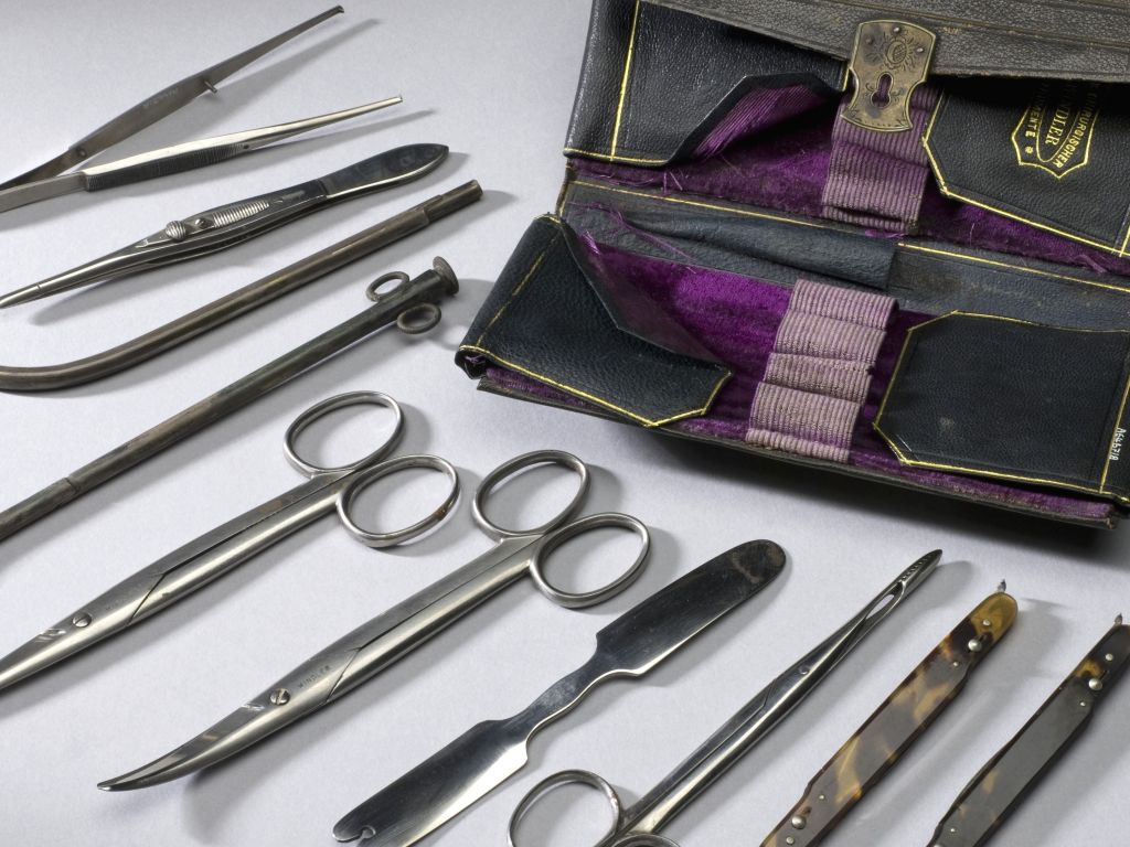 German Pket Surgical Instrument Set C. 1850-1900 wallpaper