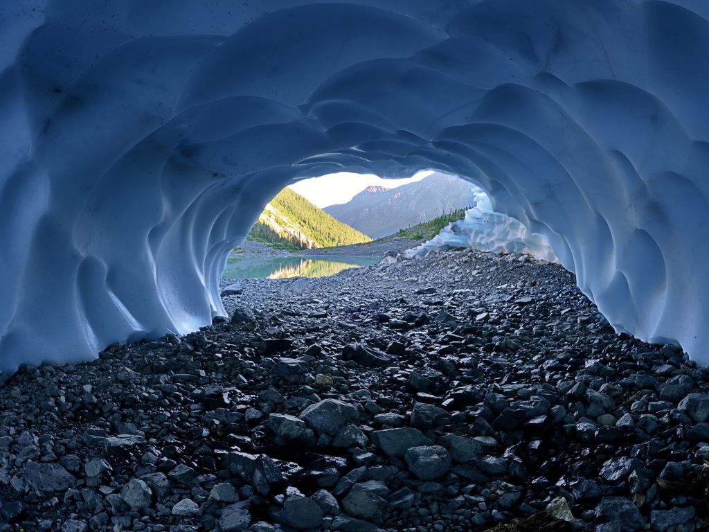 Glacier Cave wallpaper
