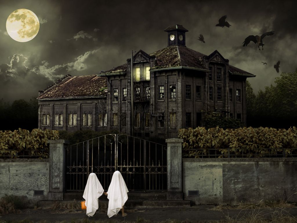 Halloween Scary House wallpaper