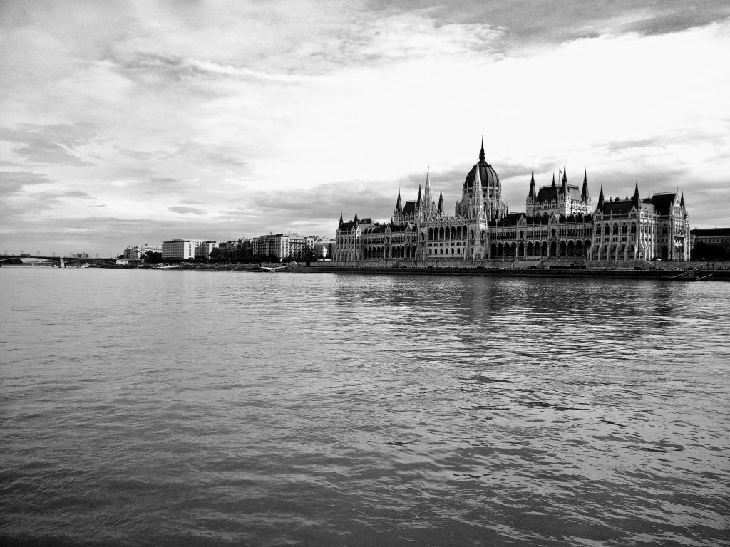 House of the Parliament Budapest Hungary wallpaper