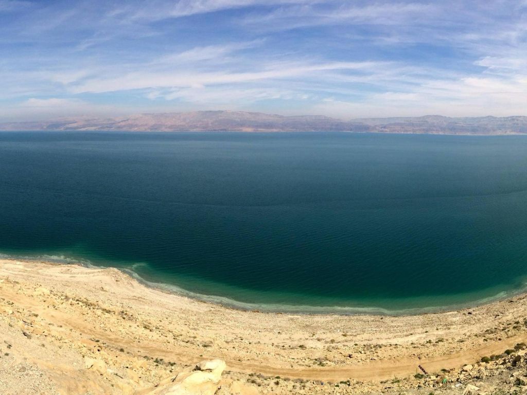 Dead Sea wallpaper in 1024x768 resolution