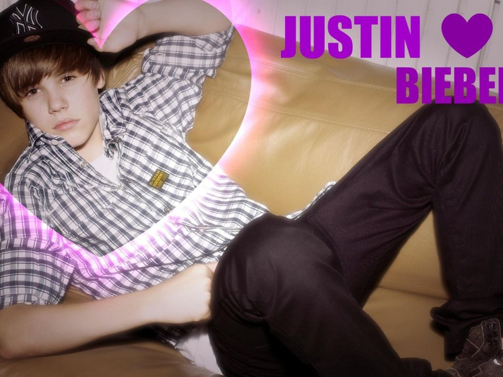 Justin Bieber Love wallpaper
