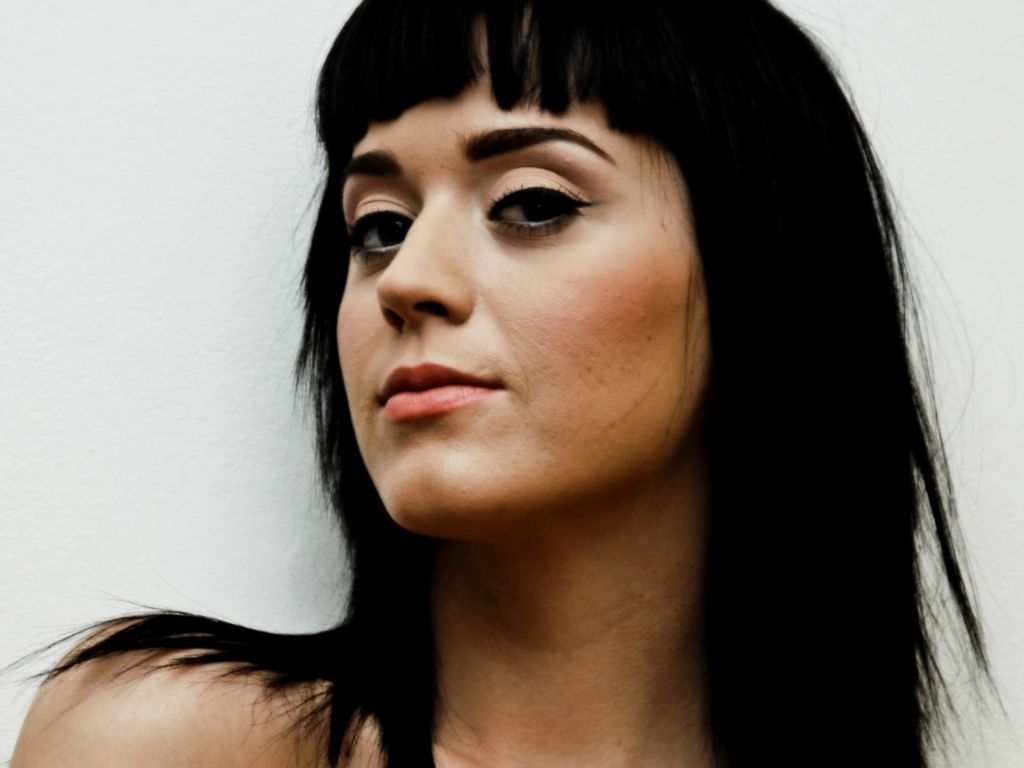 Katy Perry No Makeup wallpaper in 1024x768 resolution