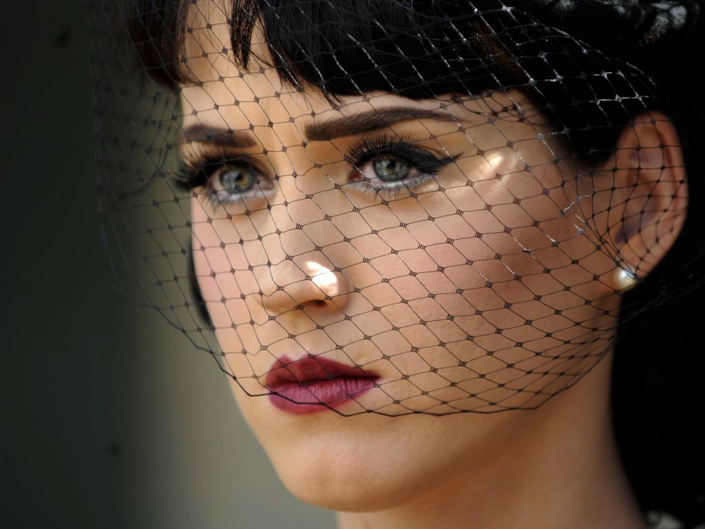 Katy Perry Thinking Of You Makeup wallpaper