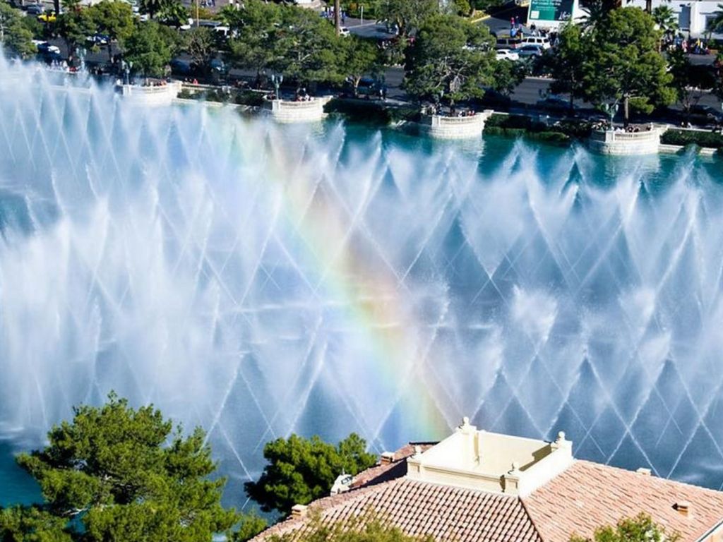 Las Vegas Fountain wallpaper