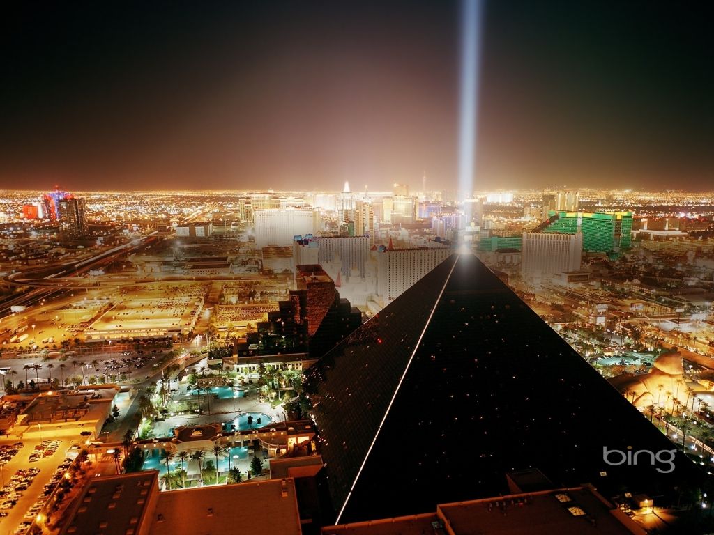 Las Vegas Pyramid wallpaper
