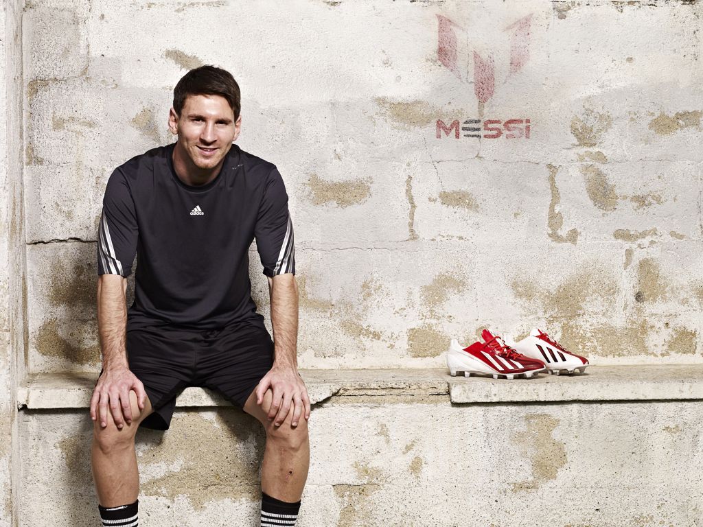 Lionel Messi Argentine Footballer wallpaper