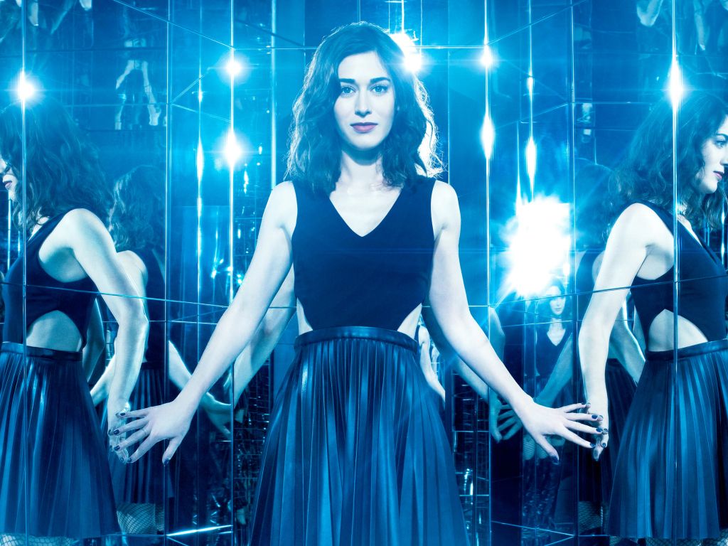 Lizzy Caplan Now You See Me 2 wallpaper